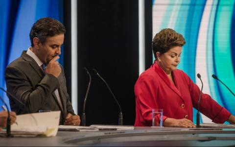 Βραζιλία: Παραδέχτηκε την ήττα του ο Νέβες – Επανεξελέγη πρόεδρος η Ρούσεφ
