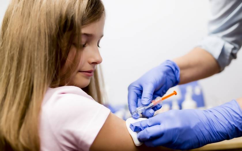 Καμπανάκι επιστημόνων για το «αντιεμβολιαστικό κίνημα»