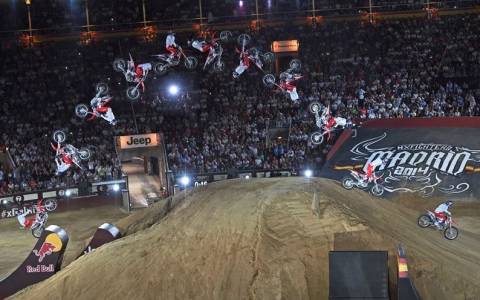 Freestyle Motocross: Τo Red Bull X-Fighters στην Αθήνα