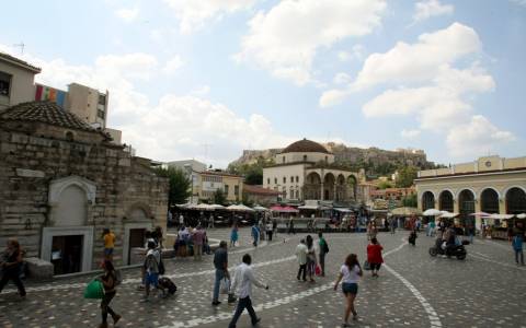 Σε ισχύ το εορταστικό ωράριο των καταστημάτων στην Αθήνα