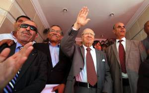 Τυνησια: Ο Εσέμπσι νικητής των επεισοδιακών εκλογών