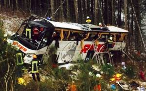Γερμανία: Τέσσερις νεκροί και 40 τραυματίες σε τροχαίο