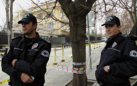 Τουρκία: Αστυνομικές επιχειρήσεις για υπόθεση τηλεφωνικών υποκλοπών