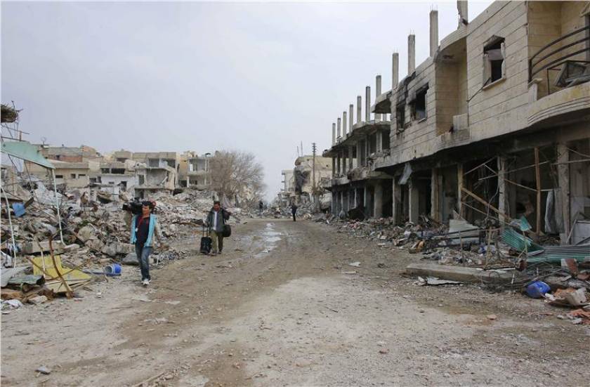 Εικόνες καταστροφής στο Κομπάνι από το πέρασμα των ισλαμιστών