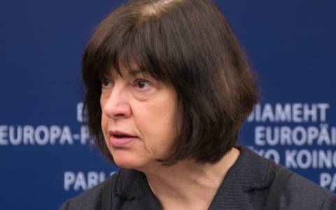 Κριτική στην ελληνική κυβέρνηση από την επικεφαλής της «Ομάδας Πρασίνων»