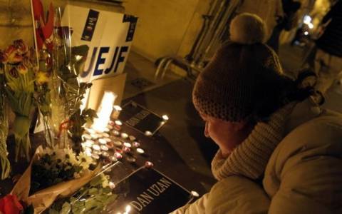 Κοπεγχάγη: Συγκέντρωση προς τιμή των θυμάτων των τρομοκρατικών επιθέσεων (videos)