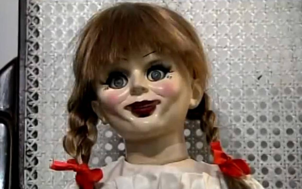 Включи мама посмотри. Аннабель кукла страшная. Кукла Анабель но она не Аннабель.