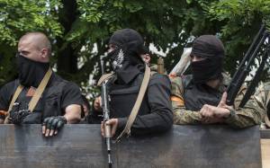 Ουκρανία: Άμεση απόσυρση των όπλων απαίτησε η ΕΕ