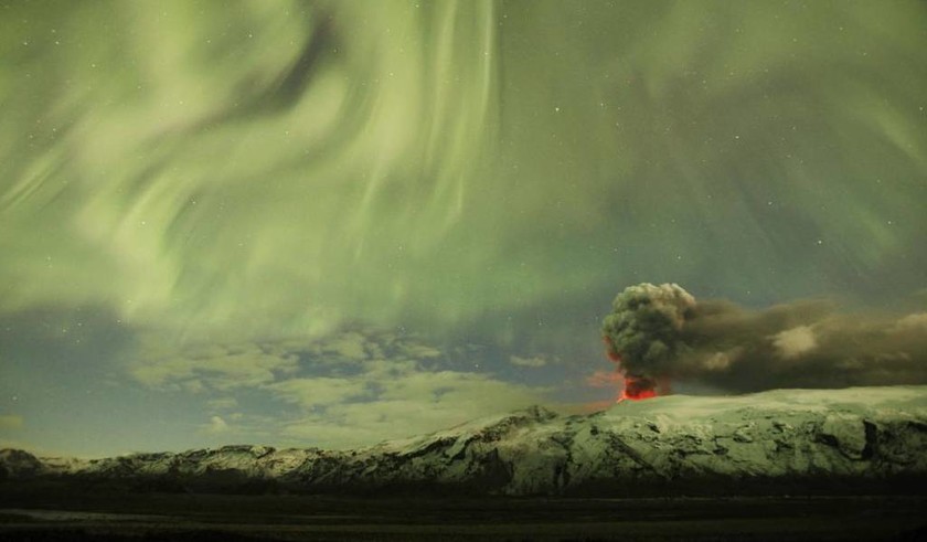 Έκρηξη στο ηφαίστειο Eyjafjallajokull  της Ισλανδίας, 22 Απριλίου 2010