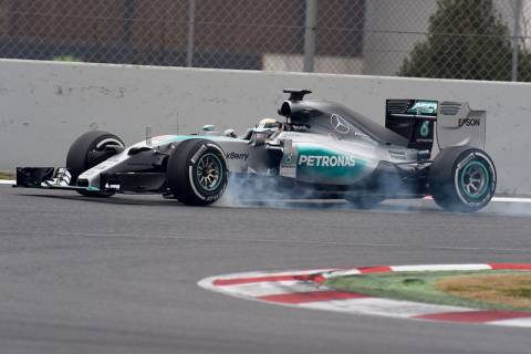 F1 Δοκιμές Βαρκελώνη: Τα τεστ με τα μάτια των μηχανικών της Pirelli (Photos & Video)
