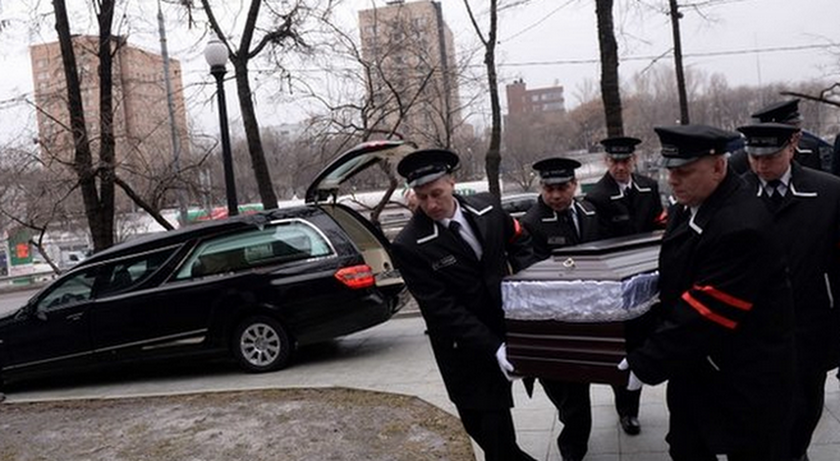 Απαγορεύτηκε η παρουσία Ευρωπαίων πολιτικών στην κηδεία του Νεμτσόφ