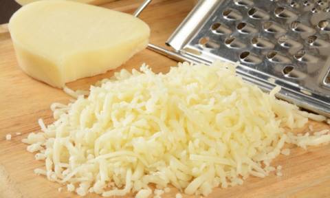 Έκλεψαν τυρί για… 10 χιλιάδες πίτσες