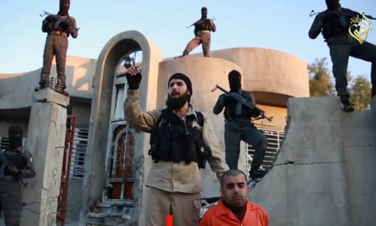 Νέα φρίκη του Ισλαμικού Κράτους: Αποκεφάλισαν 3 Κούρδους πεσμεργκά (video)
