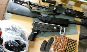 Ηράκλειο: Μίνι οπλοστάσιο σε μαντρί – Δύο συλλήψεις (photo)