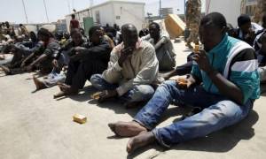 Λιβύη: Η ακτοφυλακή συνέλαβε 600 μετανάστες πριν φύγουν για την Ιταλία