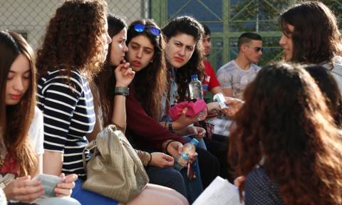 Πανελλήνιες 2015: Σε κείμενο του Γραμματικάκη διαγωνίστηκαν οι υποψήφιοι των ΕΠΑΛ