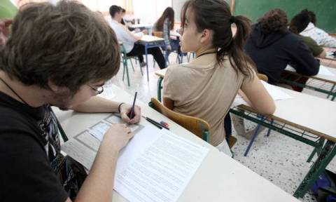 Πανελλήνιες 2015: Δείτε τα θέματα και τις απαντήσεις στο μάθημα των Λατινικών