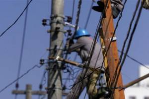 Κακοκαιρία: Προβλήματα ηλεκτροδότησης στα βόρεια προάστια της Αττικής λόγω των καταιγίδων