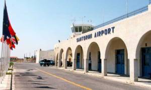 Σαντορίνη: Συνελήφθη 28χρονος διακινητής και 17 μετανάστες
