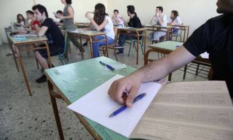 Πανελλήνιες 2015: Πέφτει σήμερα (9/6) η αυλαία για τις εξετάσεις των ΕΠΑΛ (Ομάδα Α')
