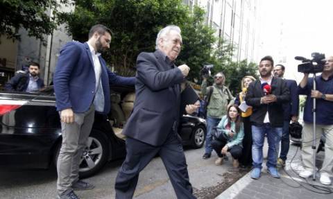 Επιστρέφει στην Αθήνα η ελληνική διαπραγματευτική αντιπροσωπεία