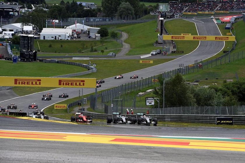 F1 Grand Prix Αυστρίας: Νίκη από λάθος ή στρατηγική; (Photos)