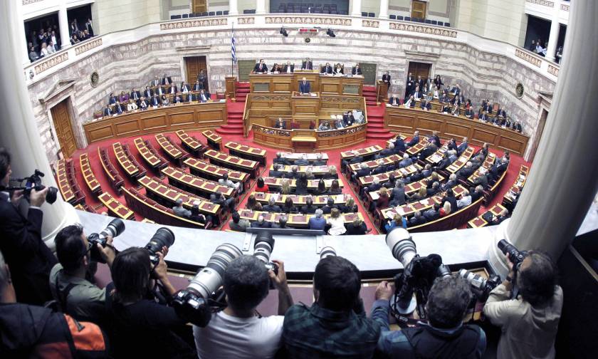 Δημοψήφισμα: Η διαδικασία συζήτησης στην Ολομέλεια της Βουλής