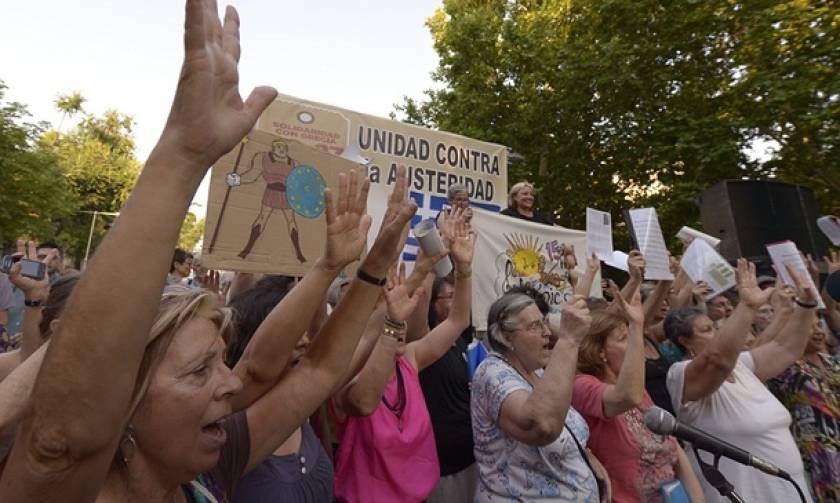 Ισπανία: Μεγαλειώδης πορεία αλληλεγγύης υπέρ της ελληνικής κυβέρνησης (photos)