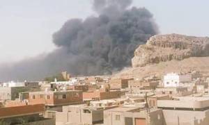 Υεμένη: Πολύνεκρες συγκρούσεις και επίθεση με πυραύλους σε διυλιστήριο
