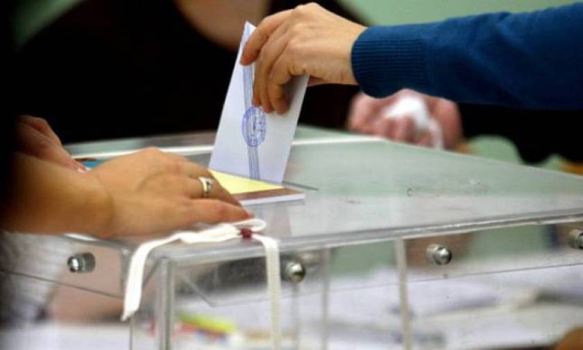 Δημοψήφισμα 2015 - Reuters: Δεν ακυρώνει το δημοψήφισμα η κυβέρνηση