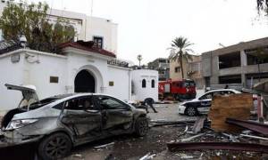 Λιβύη: Έξι νεκροί και 10 τραυματίες από έκρηξη παγιδευμένων αυτοκινήτων