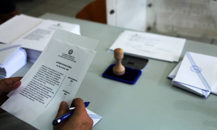 Δημοψήφισμα 2015: Αποκαταστάθηκαν τα μικροπροβλήματα στα εκλογικά κέντρα