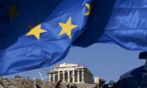 Αποτέλεσμα δημοψήφισμα 2015 - Guardian: Λιγότερο μαστίγιο και περισσότερο καρότο στην Ελλάδα