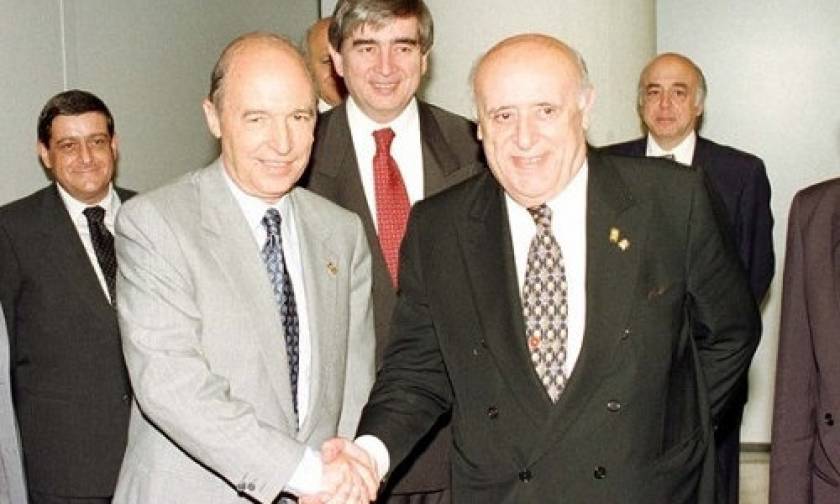 Σαν σήμερα το 1997 Σημίτης και Ντεμιρέλ υπογράφουν τη Συμφωνία της Μαδρίτης