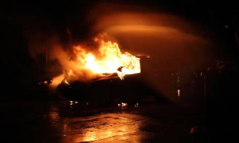 Ηράκλειο: Αυτοκίνητο έγινε παρανάλωμα του πυρός