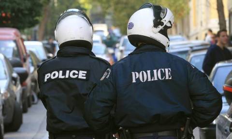 Συνελήφθη «μαϊμού» εισαγγελέας στη Θεσσαλονίκη