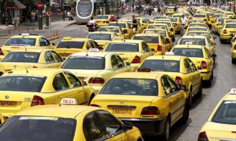 Νέα τιμολόγια στα κόμιστρα των ταξί από τη Δευτέρα: Πόσο θα στοιχίζει η μετακίνηση