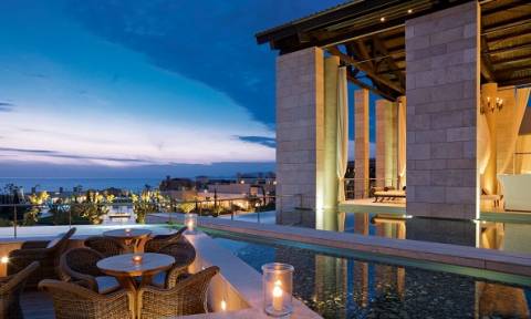 Απολαύστε ένα ακόμη ονειρεμένο καλοκαίρι στο The Romanos και στο Westin Resort Costa Navarino