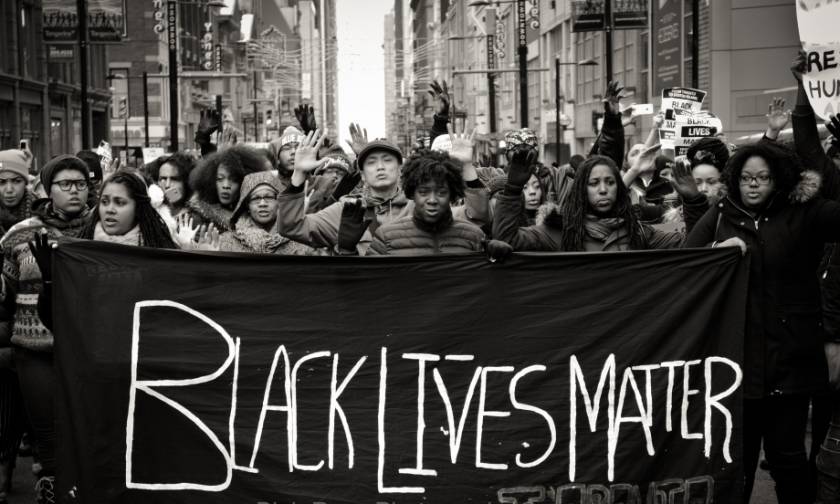 ΗΠΑ: Η αστυνομική βία εναντίον Αφροαμερικανών εντείνεται και προκαλεί ανησυχίες