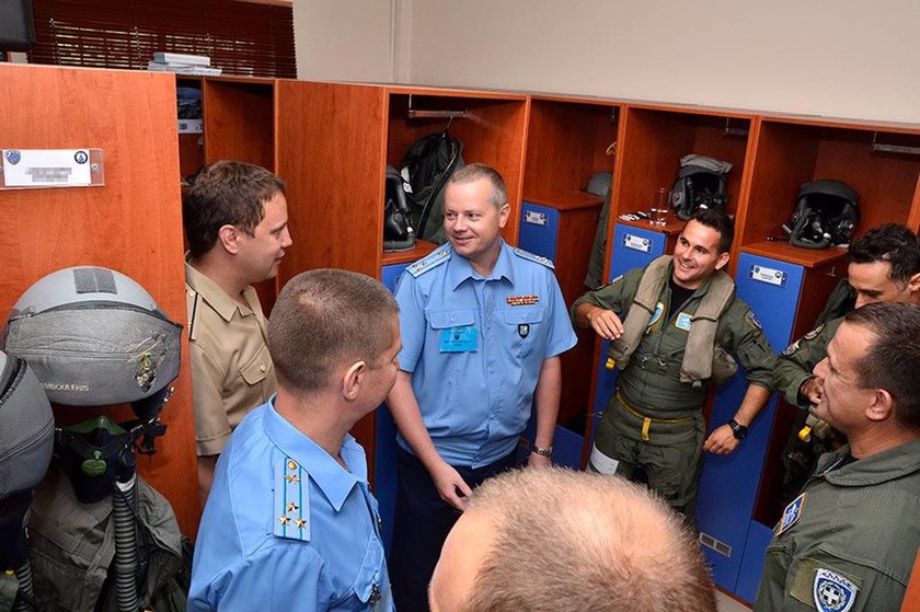 Επίσκεψη αξιωματικών της ΠΑ της Ρωσικής Ομοσπονδίας στην 114ΠΜ (pics)