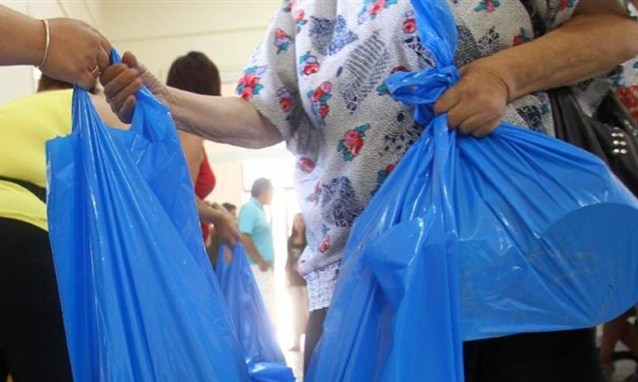 Ρέθυμνο: Διανομή τροφίμων σε άτομα που έχουν ανάγκη