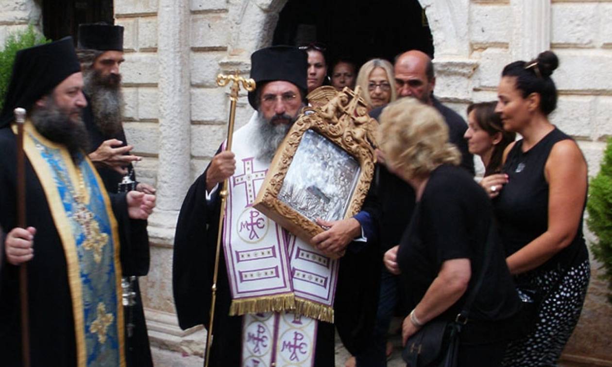 Μεταφορά Εικόνας στο Προσκύνημα Παναγίας Χαρακιανής Μυλοποτάμου