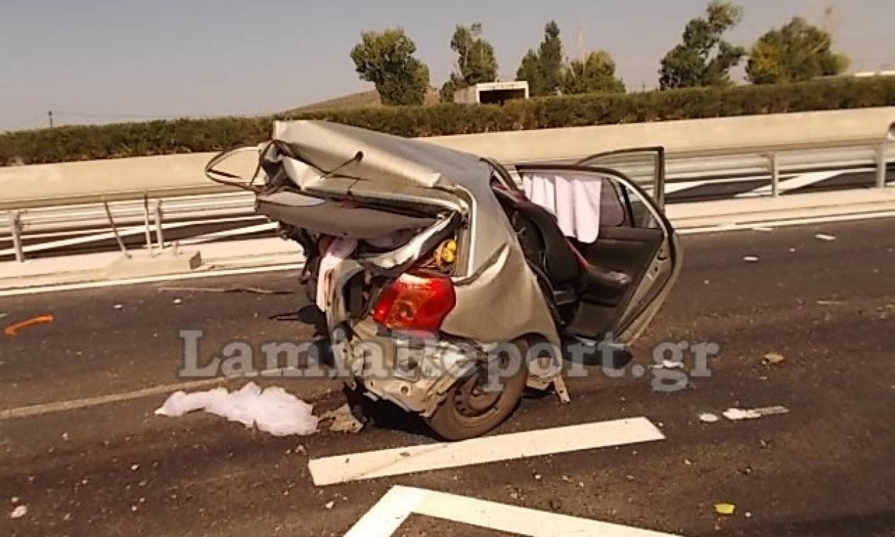 Φθιώτιδα: Οικογένεια γλύτωσε από θαύμα - Έκλαιγε το μωρό και τους έσωσε τη ζωή (photos)