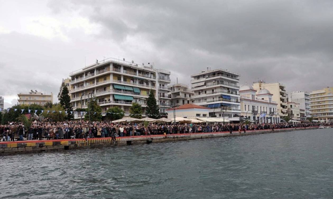 Χαλκίδα: Τρελή πορεία οχήματος - Ευτυχώς χωρίς θύματα