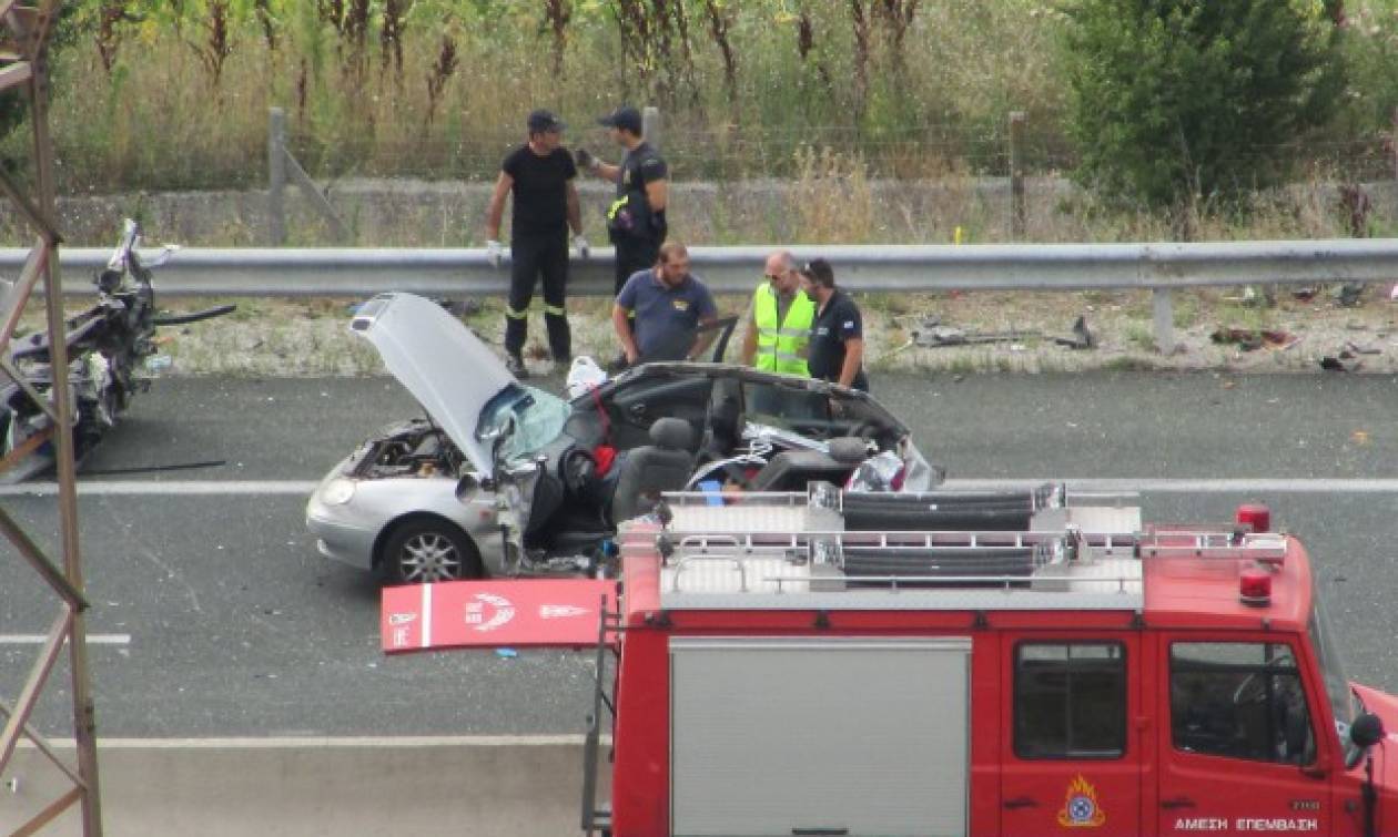 Θανατηφόρο τροχαίο στην Εγνατία: Ένας νεκρός και έξι τραυματίες (photos&video)