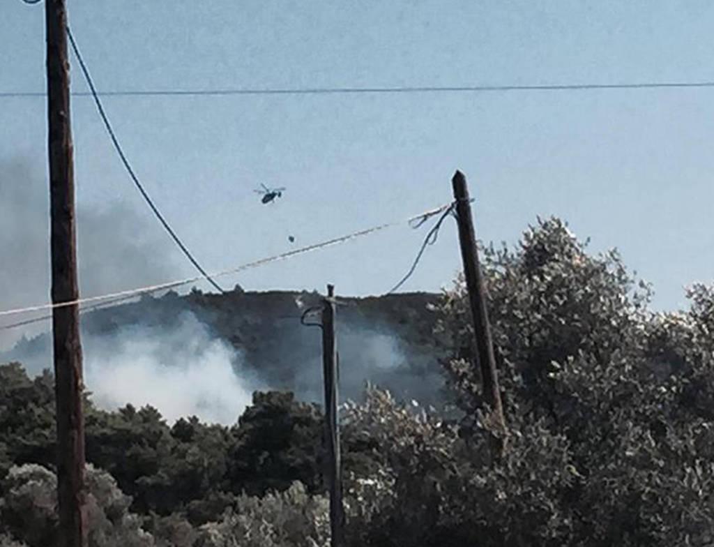 Μεγάλη πυρκαγιά στη Ρόδο (photos)