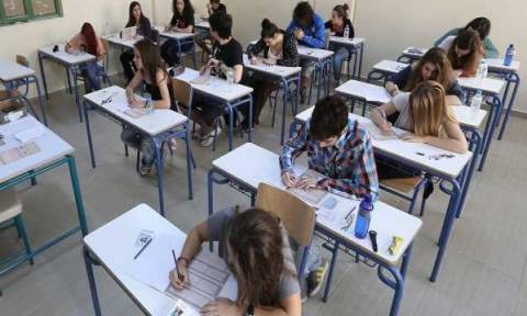 Πανελλήνιες 2016: Τι αλλάζει στις εξετάσεις της Γ' Λυκείου