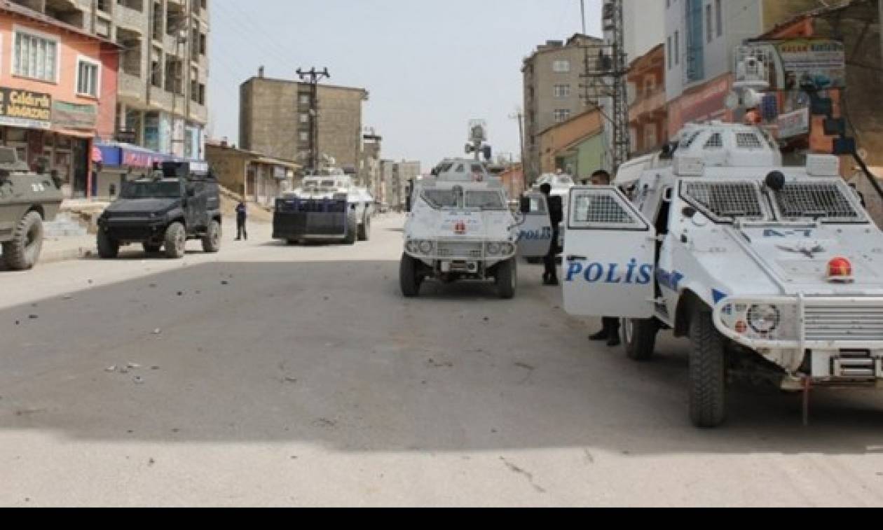 Ένοπλοι του ΡΚΚ πίσω από την επίθεση σε Τούρκους αστυνομικούς