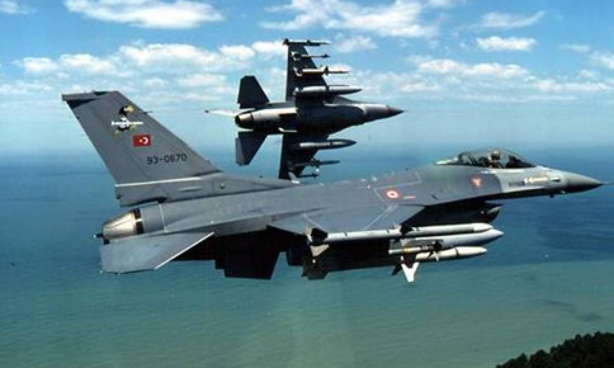 Τουρκία: Αεροπορικές επιδρομές εναντίον βάσεων του PKK