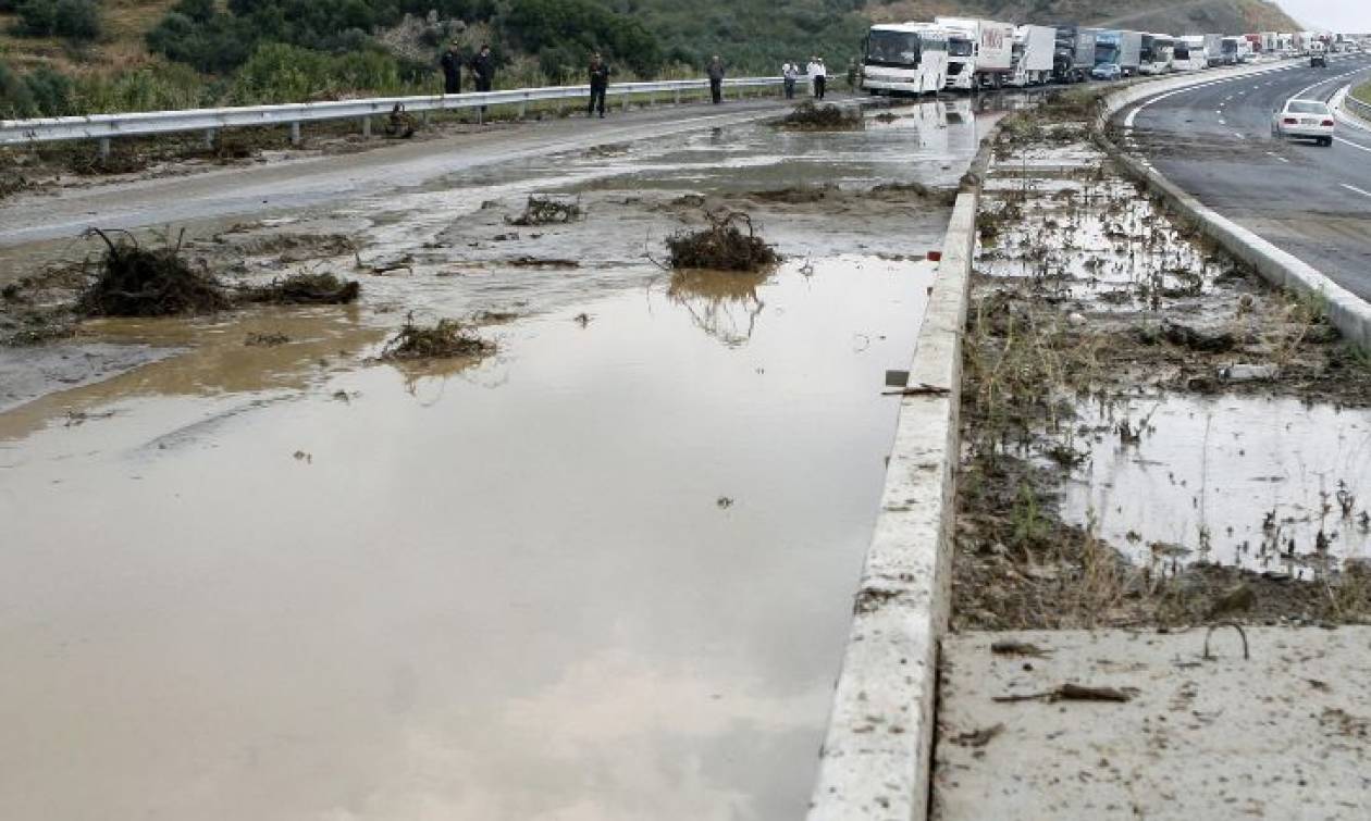 Μποτιλιάρισμα στην Εγνατία λόγω κατολίσθησης